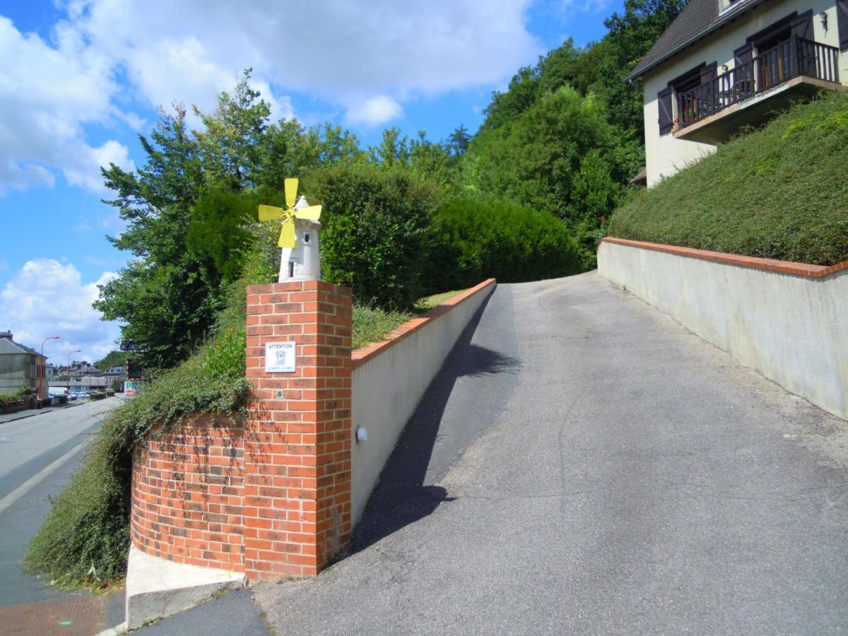 La Colline Apartment Cormeilles  Exterior photo