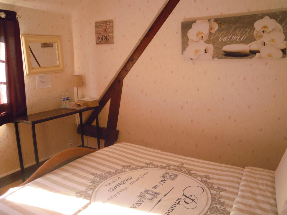 La Colline Apartment Cormeilles  Exterior photo